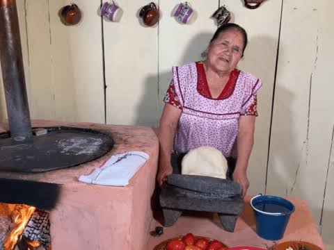 Doña Ángela de 'De mi rancho a tu cocina' entre las 100 mujeres más  poderosas de México - Crónica de Xalapa