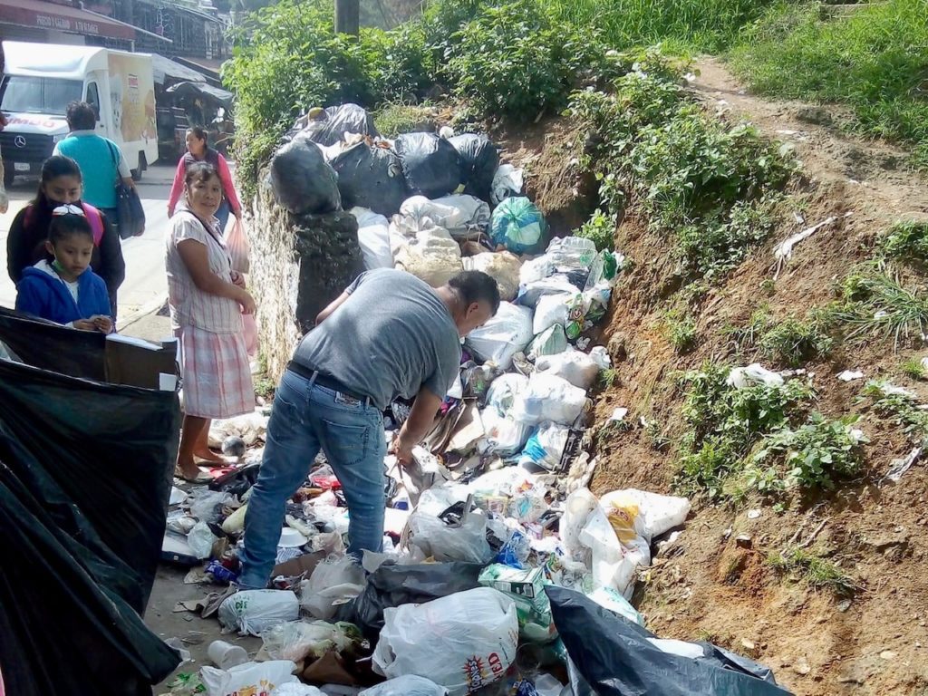 Denuncian foco de infección por basura en la colonia Veracruz - Crónica ...