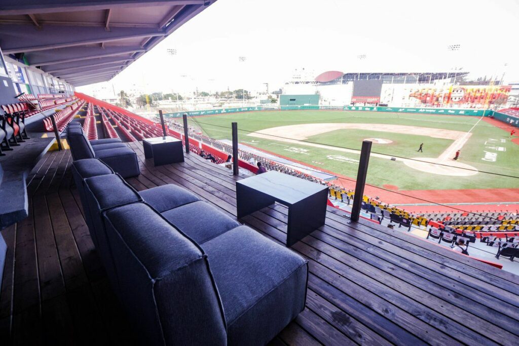 El Estadio Beto Ávila de Veracruz se convierte en el primer recinto  deportivo de México con alberca incluida - Crónica de Xalapa